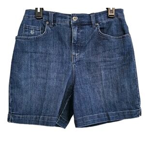 Gloria‎ Vanderbilt Amanda Short  Mid Rise Size 6 Mid Rise